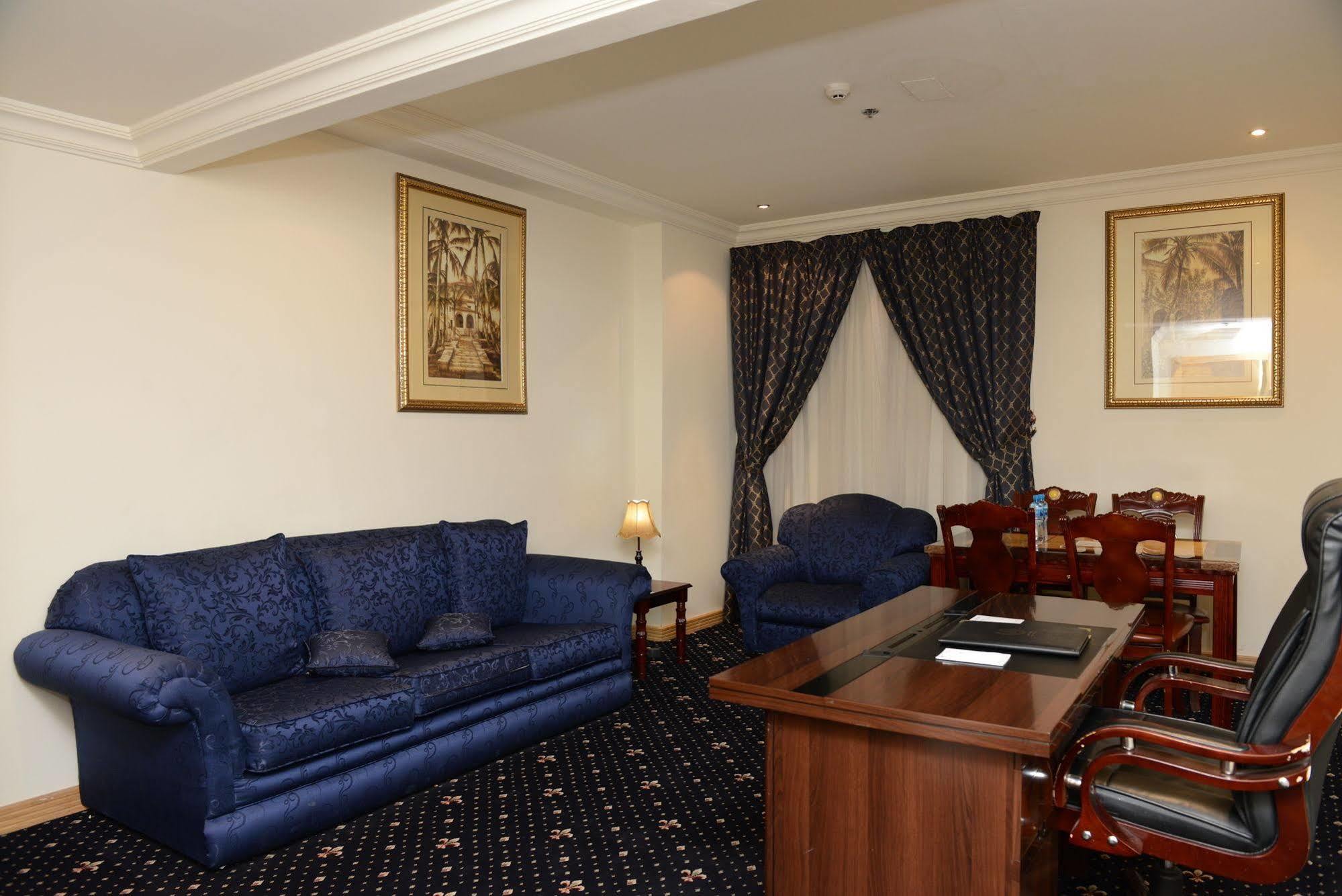 Cayam Hotel Doha Eksteriør bilde